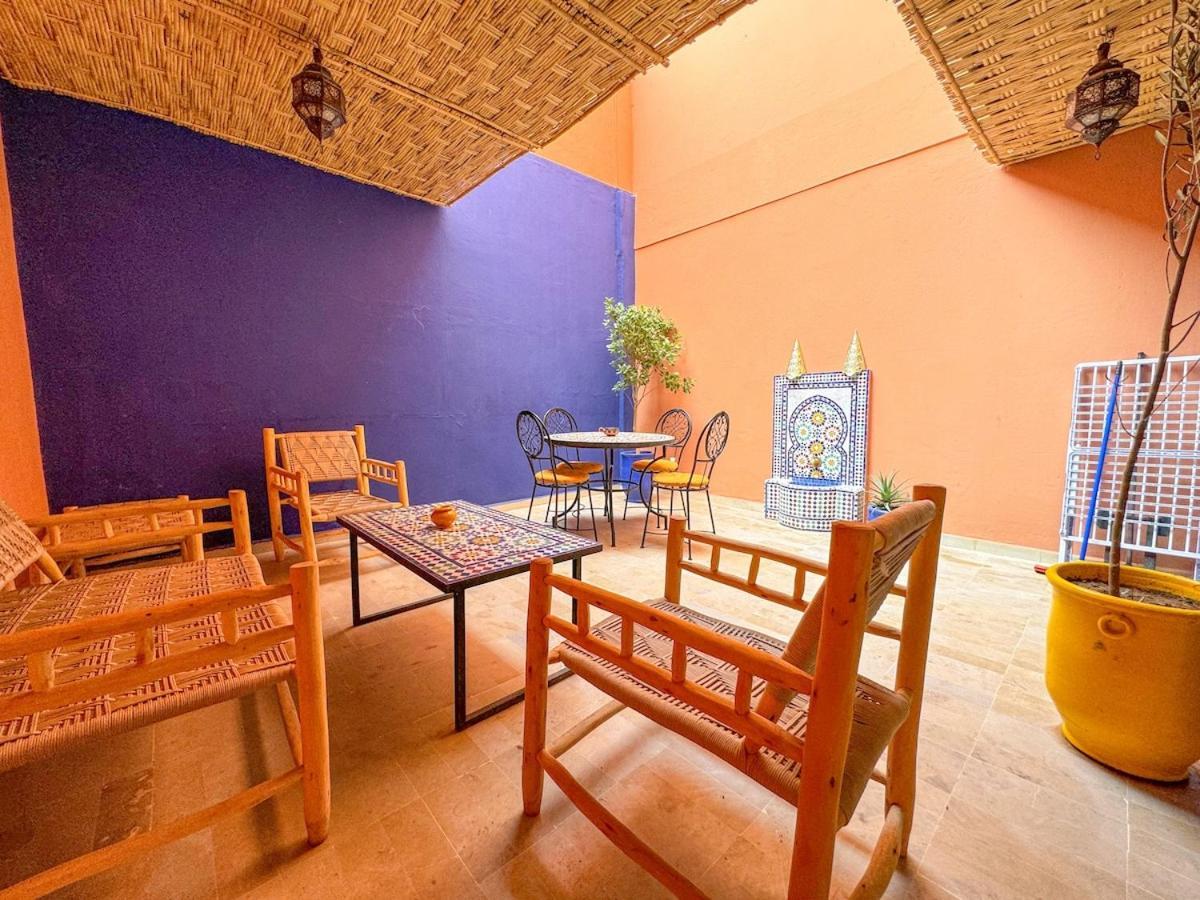 Elegant 2-bedroom Duplex Downtown Private Terrace *