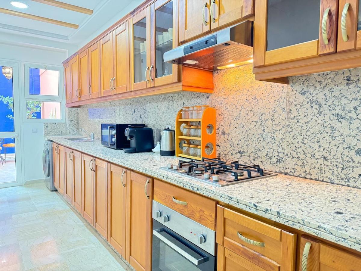 Appartement Elegant 2-bedroom Duplex Downtown Private Terrace Marrakesh