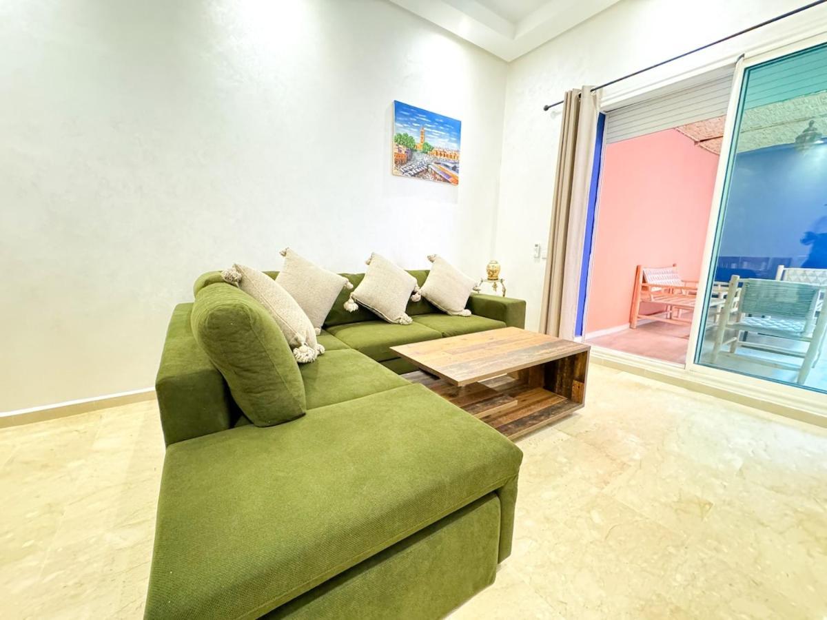 Elegant 2-bedroom Duplex Downtown Private Terrace Appartement *